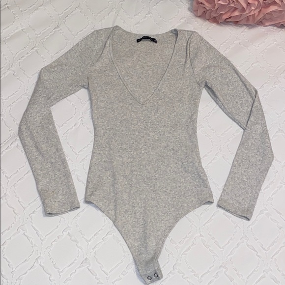 Abercrombie & Fitch Tops - Abercrombie & Fitch gray bodysuit